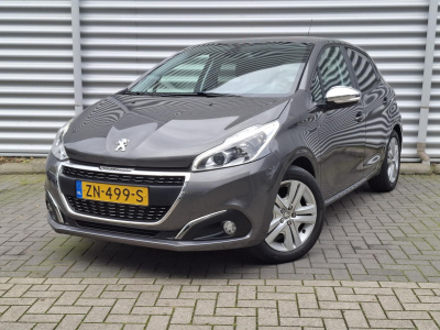Peugeot 208 1.2 signature nav/airco/cruise/park