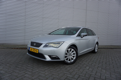 Seat Leon st 1.0 ecotsi style connect climate / navi / cruise / camera / parkeersens. / trekhaak / nap