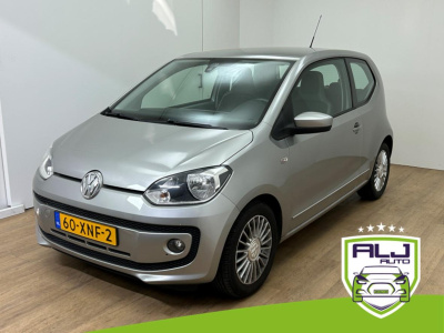 Volkswagen UP! occasion 1.0 high up! bluemotion | grijs | tweedehands volkswagen up! | airco | aux
