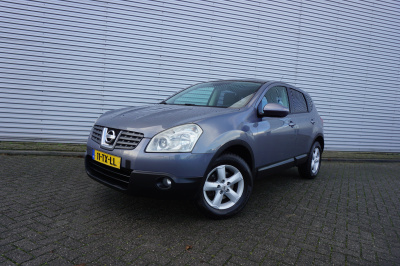 Nissan Qashqai 1.6 acenta airco / cruise / elektr. ramen / parkeers. / trekhaak / lm velgen / nap