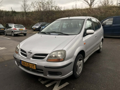 Nissan Almera Tino 1.8 ambience