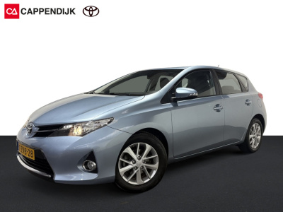 Toyota Auris 1.6 now | lage km-stand |