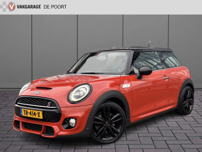 Mini Cooper mini 2.0 jcw | nl-auto | pano | leder | stoelverw. | h&k | sportuitlaat