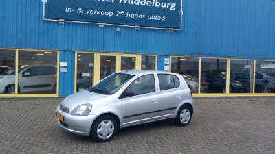 Toyota Yaris 1.3-16v vvt-i sol