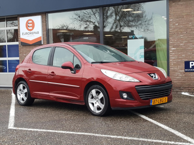 Peugeot 207 première 1.6-16v vti-120pk navigatie | cruise & climate control | parkeersensoren achter | bluetooth bellen | lm-velgen 16inch