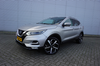 Nissan Qashqai 1.2 tekna panoramadak / navi / cruise / lm velgen / 360 camera