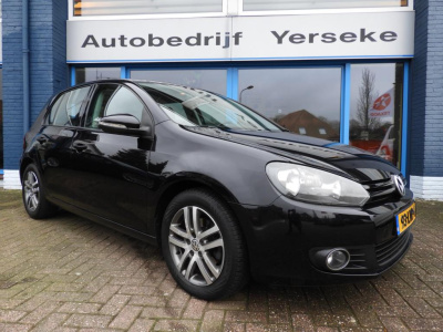 Volkswagen Golf 1.2 tsi tour