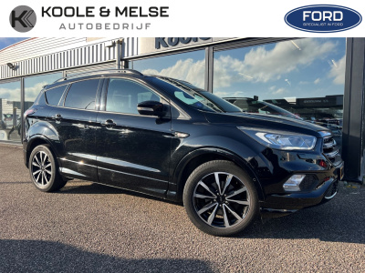 Ford Kuga 1.5 ecoboost 150pk 2wd st line , trekhaak , winterpack