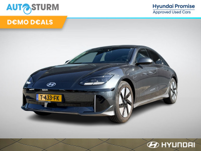 Hyundai Ioniq 6 connect 77.4 kwh | head-up display | navigatie | camera | apple carplay/android auto | warmtepomp | adapt. cruise control | dodehoek | stuur- + stoelverwarming | rijklaarprijs!