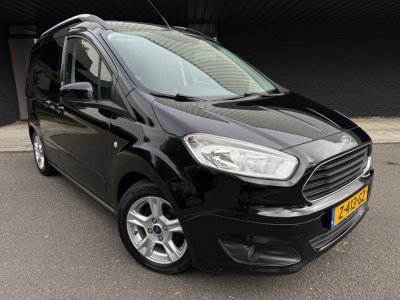 Ford Tourneo Courier 1.0 titanium