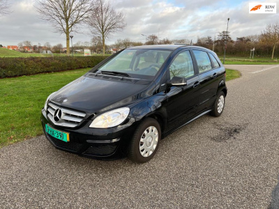 Mercedes-Benz B-Klasse 160 blueefficiency business class