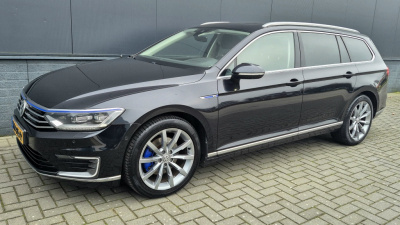 Volkswagen Passat variant 1.4 tsi phev gte highline | 360* cam | leer | led | pano | navi