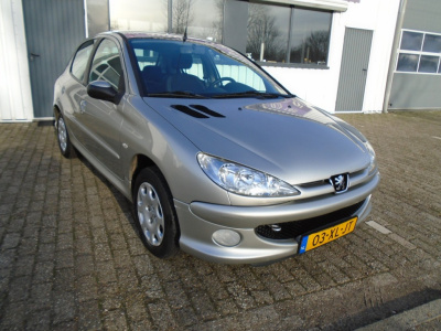 Peugeot 206 1.4 forever