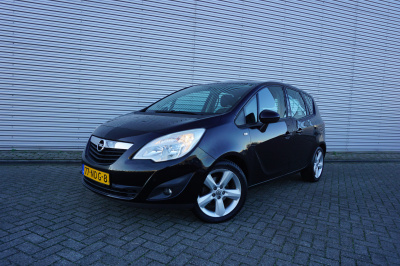 Opel Meriva 1.4 turbo edition airco / cruise / parkeersens. / trekhaak / lm velgen / nap