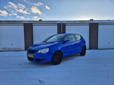 Volkswagen Polo 1.2 optive / origineel nl / airco / bluetooth