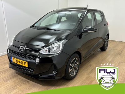 Hyundai I 10 occasion 1.2i | zwart | tweedehands hyundai i10 | airco | stoelverwarming | panoramadak | bluetooth en carplay