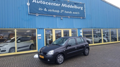 Renault Clio 1.4 16v privilege comfort