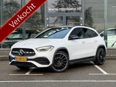 Mercedes-Benz Gla-klasse 180 business solution amg achteruitrij camera l sportstoelen voor l smartphone-integratie l sportuitlaat l sfeerverlichting