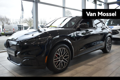 Ford Mustang Mach-e extended premium awd 98 kwh | showroom voorraad | €1000.- korting | panoramadak | incl. ford protect verlengde garantie 2 + 3 jaar/100.000 km |