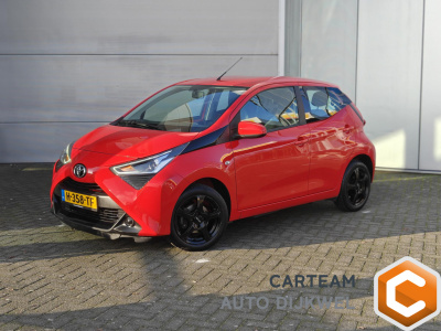 Toyota Aygo 1.0 vvt-i x-play camera/apple carplay/android auto