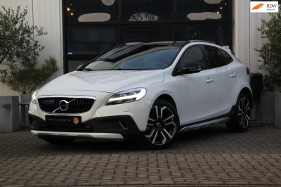 Volvo V40 cross country 2.0 t5 awd summum h&k - full options - panoramadak - leder - trekhaak - elektrische stoelen - camera -