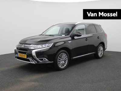 Mitsubishi Outlander 2.4 phev pure+ | automaat | stoel verwarming | dab | camera | cruise control | bluetooth | parkeer sensoren | navigatie | climate control | navigatie