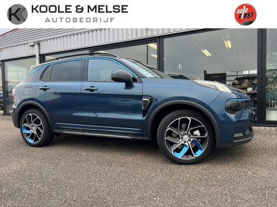Lynk & Co 01 1.5 261pk phev 7dcth plug in hybrid , pano dak , 360gr camera , carplay adaptive cc , stuur en stoel verwaming