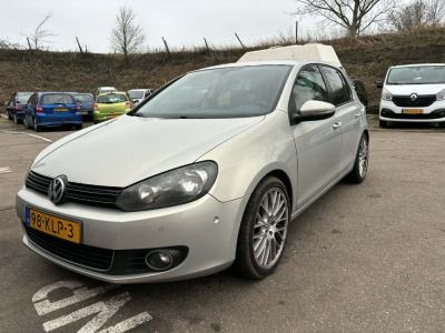 Volkswagen Golf 2.0 tdi highline
