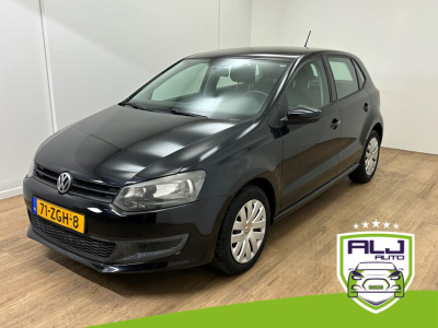 Volkswagen Polo occasion 1.2-12v bluemotion comfortline | zwart | tweedehands volkswagen polo | airco | aux audio | trekhaak