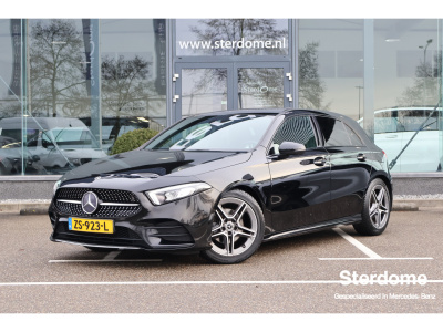 Mercedes-Benz A-Klasse 180 business solution amg i btw i automaat i camera i mbux i widescreen i led i stoelverwarming i nederlandse auto i i night pakket i parkeersensoren i