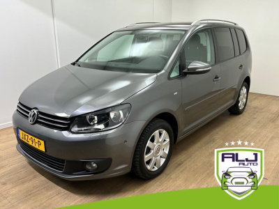 Volkswagen Touran occasion 1.2 tsi highline bluemotion 7p. | grijs | tweedehands volkswagen touran | 7 zits | cruise | airco | aux