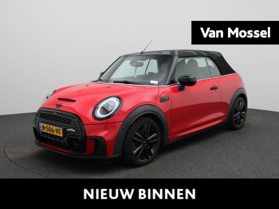 Mini Cooper S Cabrio 2.0 john cooper works | automaat | navigatie | apple carplay / android auto | leder | stoelverwarming | camera | adaptive cruise control | climate control | parkeersensoren | jcw velgen |