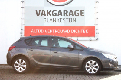 Opel Astra van 1e eigenaar 1.4 turbo edition