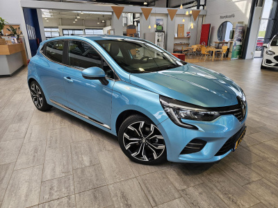 Renault Clio 1.6 e-tech hybrid 140 intens