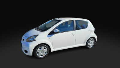 Toyota Aygo 1.0-12v comfort navigator / nl auto / nap