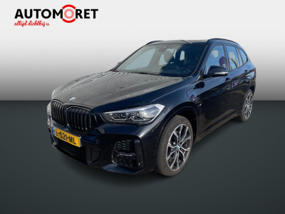 BMW X1 xdrive25e edrive edition m pakket| 4x4|plug in hybride|leer|dealeronderhouden