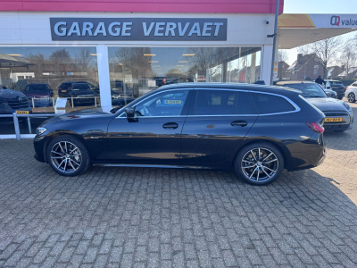 BMW 3-serie touring 330e high executive