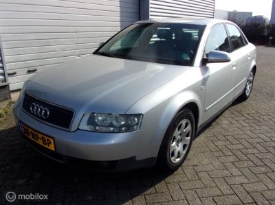Audi A4 limousine (particuliere verkoop) 2.0 pro line