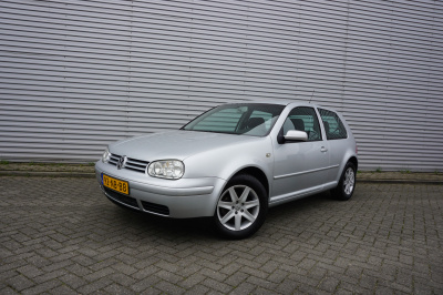 Volkswagen Golf 1.6-16v ocean airco / elektr. ramen / trekhaak / nap / apk t/m 11-2026
