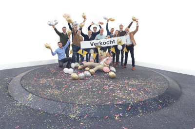 Ds Ds 3 crossback e-tense so chic 50 kwh | sho = 93,8% | allseason banden | camera | dodehoekdetectie | head-up display