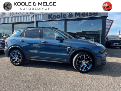 Lynk & Co 01 1.5 261pk phev plug inn hybrid , pano dak,car play, adaptive cc