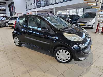 Peugeot 107 1.0-12v xs