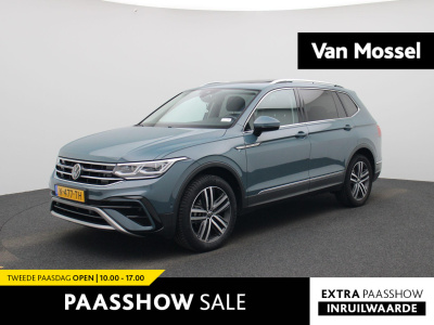 Volkswagen Tiguan Allspace 1.5 tsi elegance 7p. | automaat  | panoramadak | trekhaak | stoel/stuur verwarming | virtual cockpit | dab | navigatie | camera | apple carplay | climate control | parkeer sensoren | schuifdak | lmv | led |