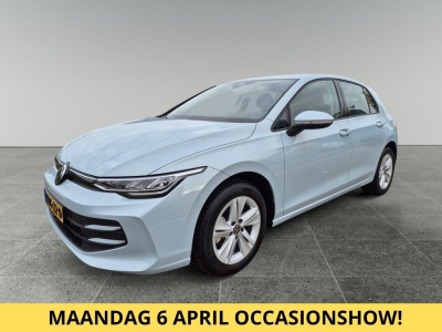 Volkswagen Golf 1.5 etsi life edition