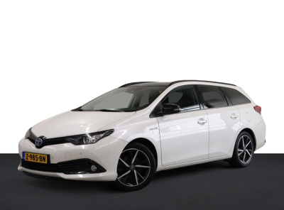 Toyota Auris touring sports 1.8 hybrid dynamic ultimate | trekhaak | pdc | leder