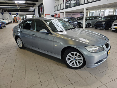 BMW 3-serie 318i business line