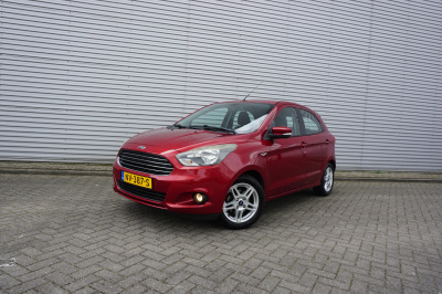 Ford KA ka+ 1.2 trend ultimate airco / cruise / parkeers. / bt / trekhaak / lm velgen / nap