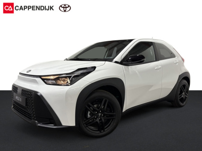 Toyota Aygo x 15 hydrid play | black & white |