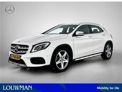 Mercedes-Benz Gla-klasse 180 business solution amg | achteruitrijcamera | trekhaak | stoelverwarming | inclusief 12 maanden garantie.