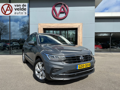 Volkswagen Tiguan 1.5 tsi 150pk dsg life | trekhaak | standkachel | ergo stoel | camera | carplay | rijklaar incl. garantie